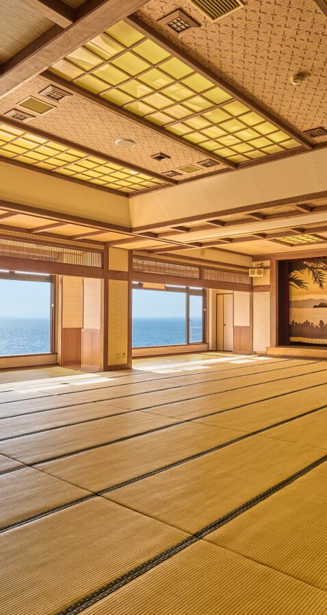 志布志湾を望む大黒リゾートホテルの宴会場