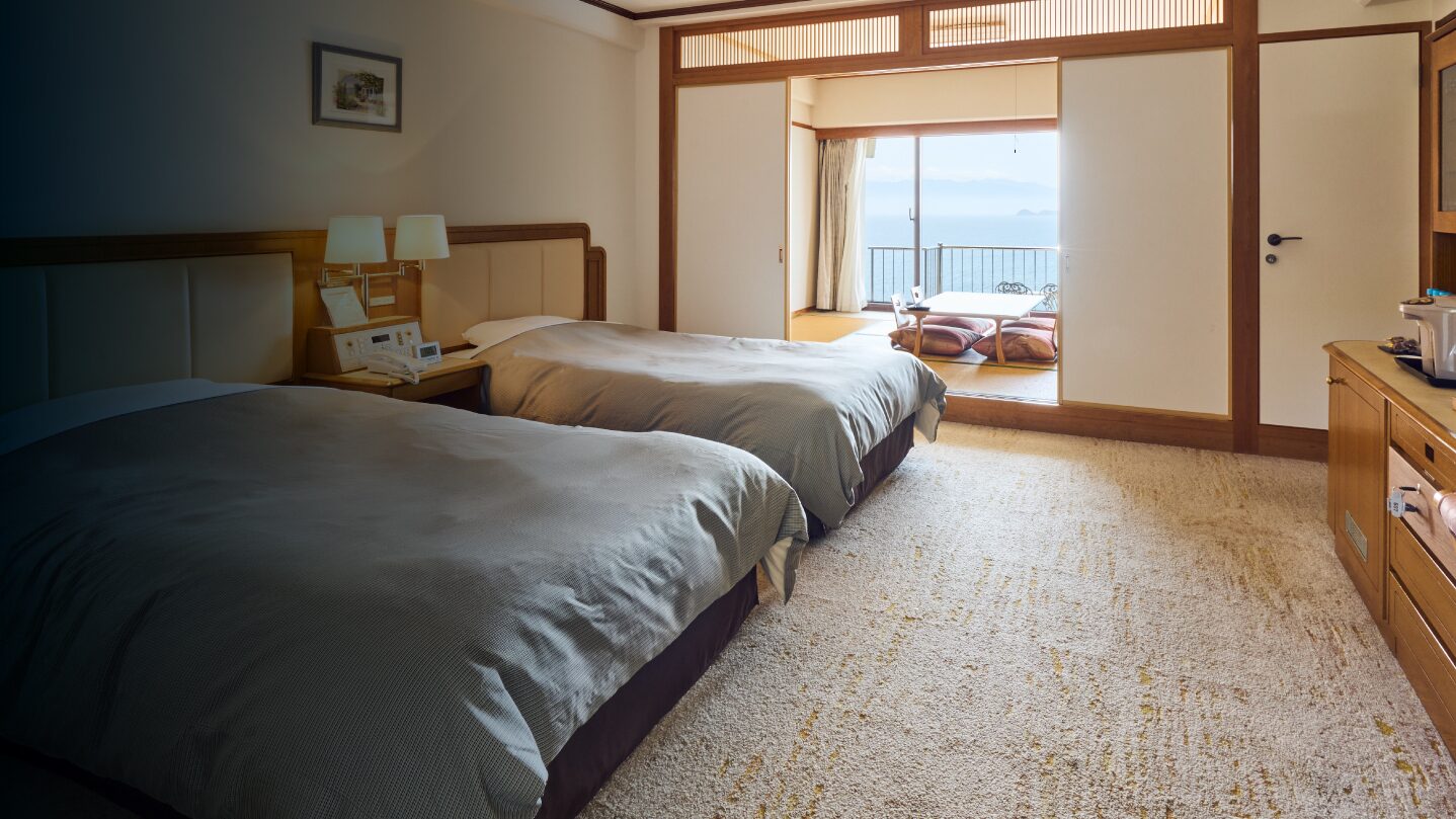 志布志湾を望むデラックスツイン